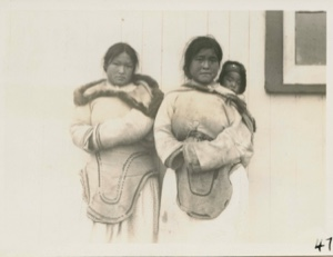 Image: Two women in amautiks - one with baby